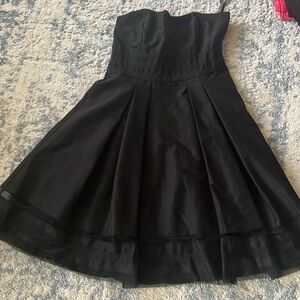 White House black market black dress size 6